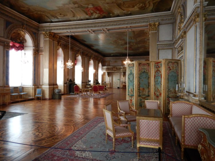 B2ACD36B-2F7F-472B-8D98-DBB39556BA83